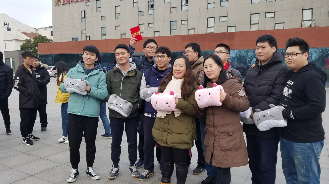 2018yl23455永利游戏学校拔河比赛——凝心聚力团结拼搏(图12)